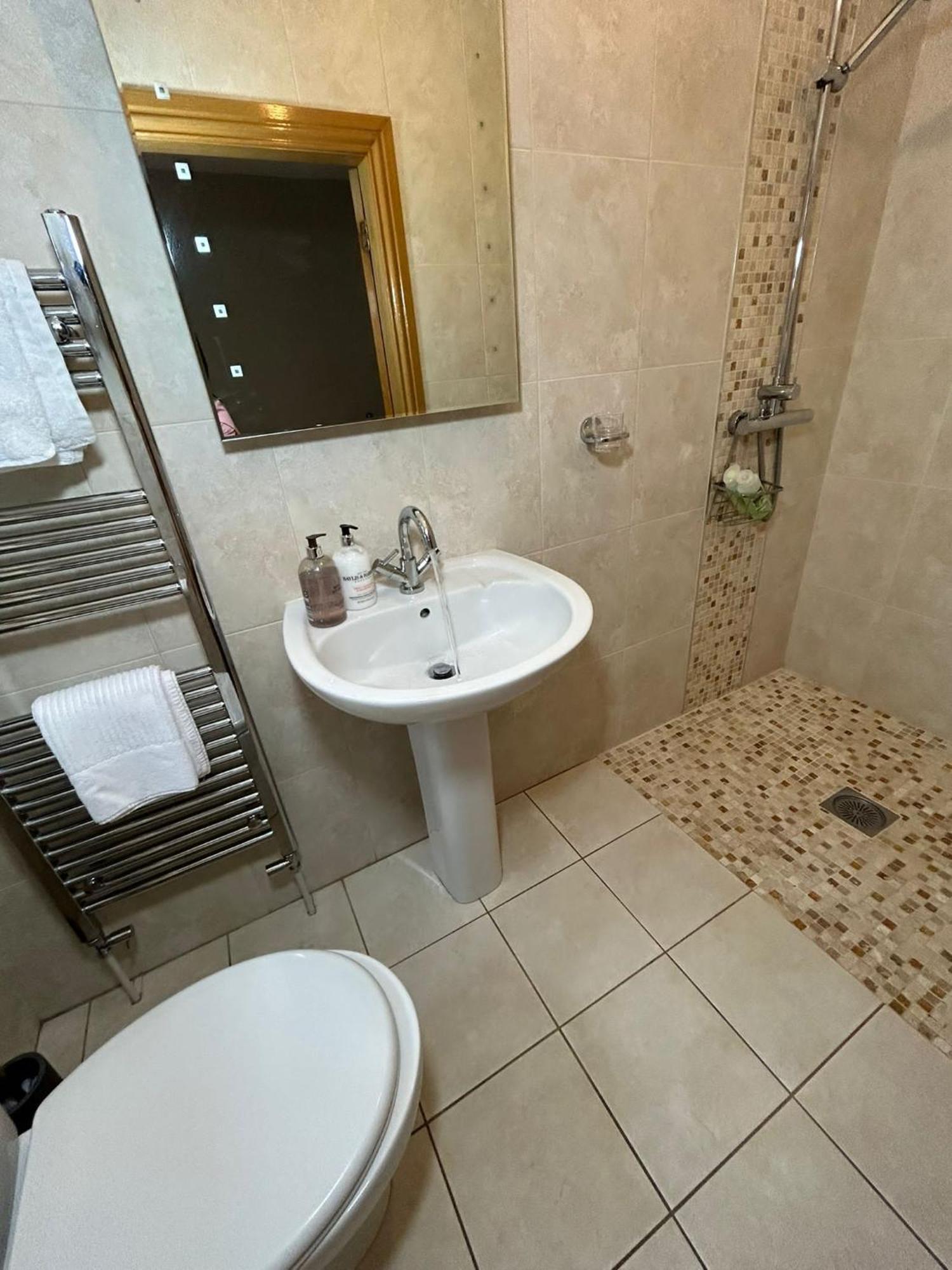 Dunhill Cottage B&B Hillsborough Cameră foto